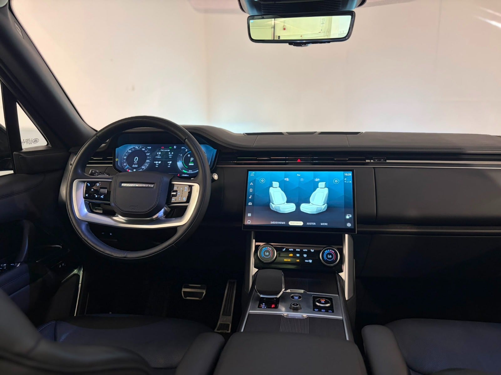 Land Rover – Range Rover