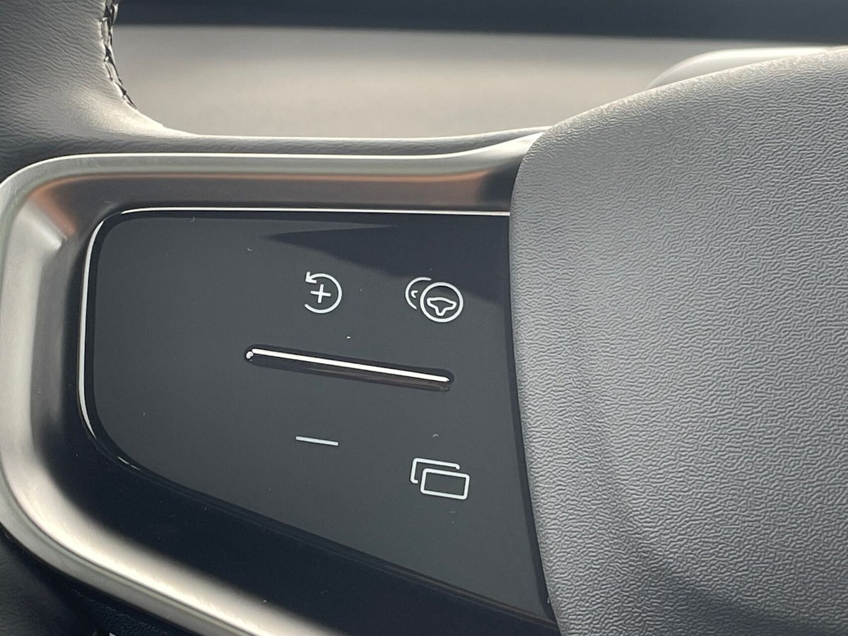 Volvo EX30 Extended Range Ultra billede 17