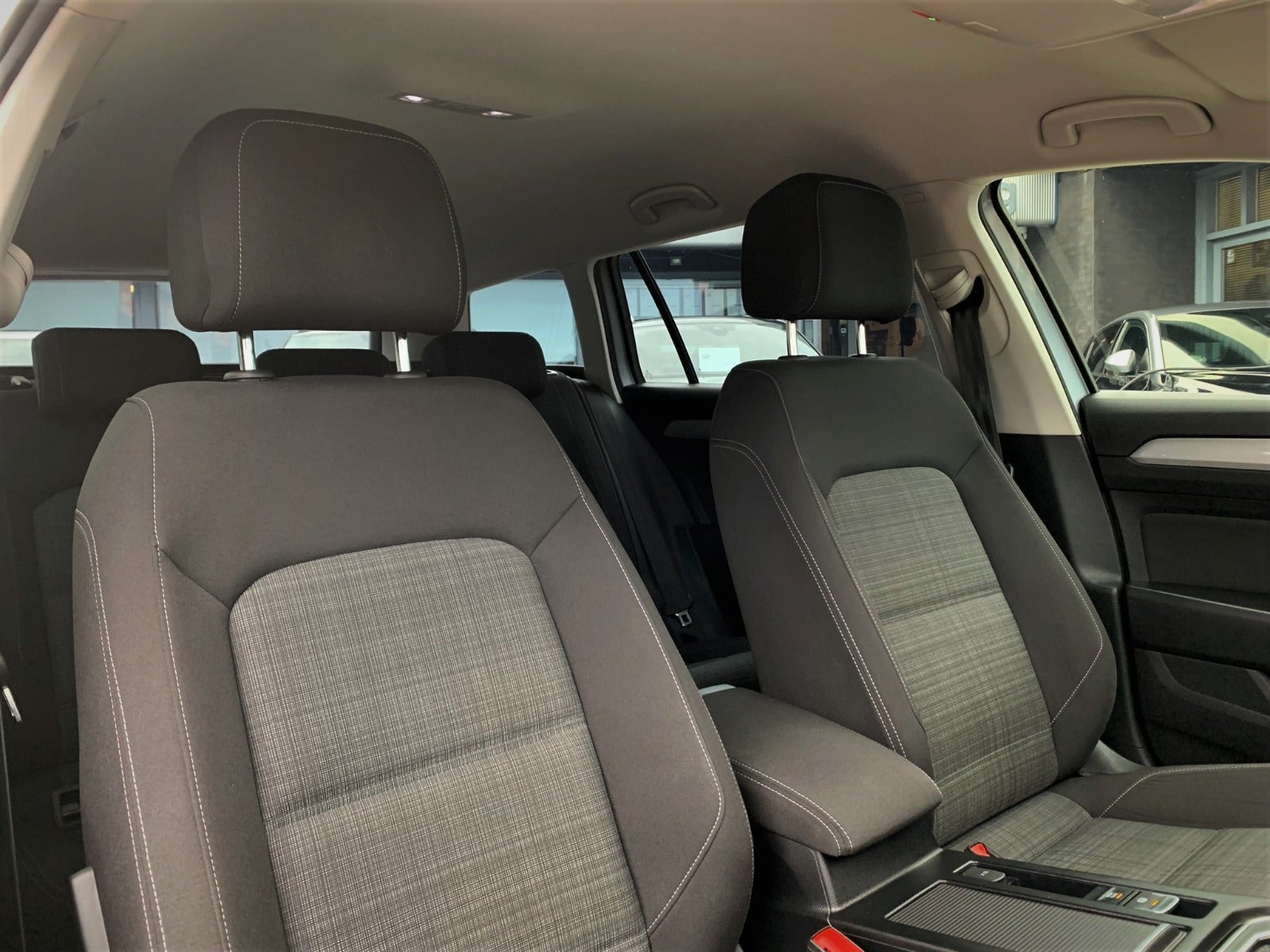 VW Passat TSi 150 Business+ Variant DSG