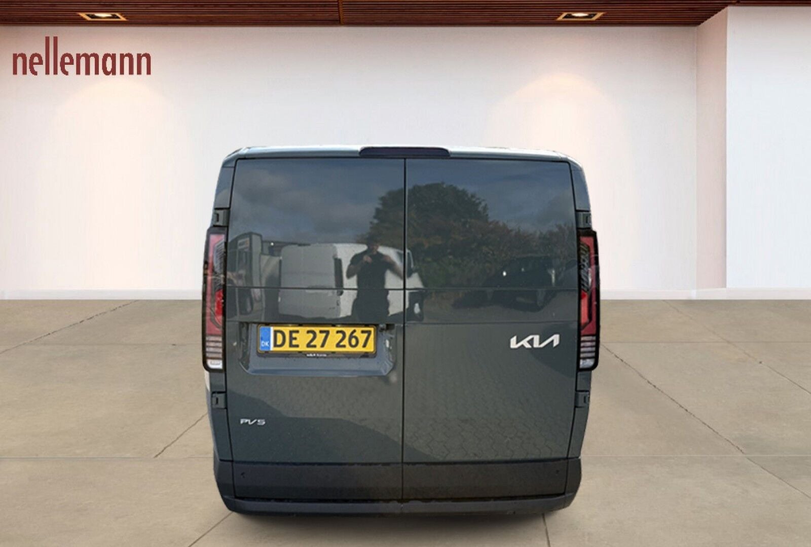 Kia PV5 Cargo L1H1 Long Range Work Pro