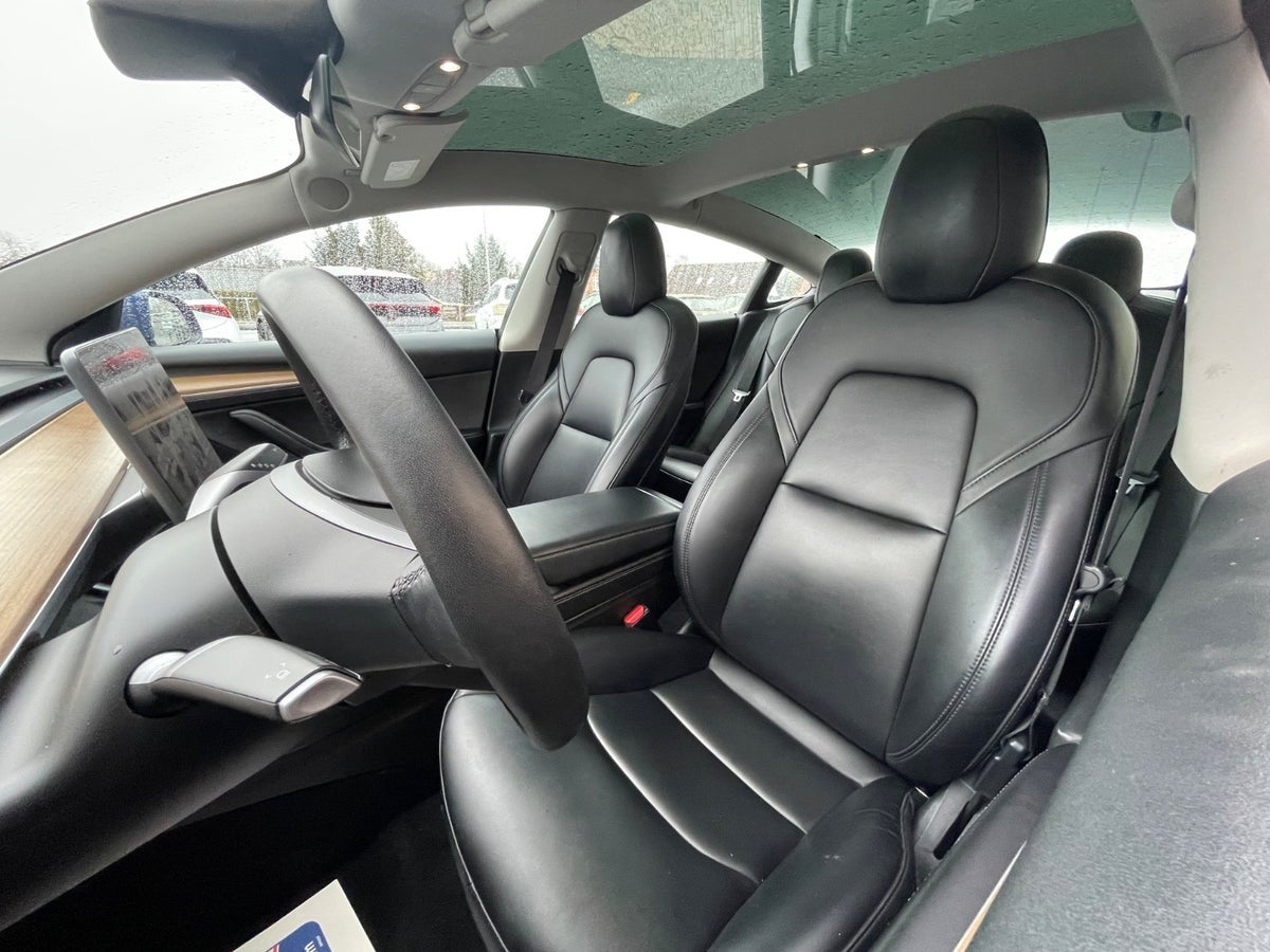 Billede af Tesla Model 3  RWD