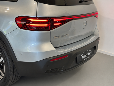 Mercedes EQB250+ Electric Art