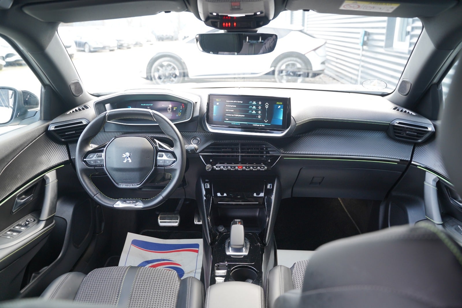 Billede af Peugeot e-2008 50 GT