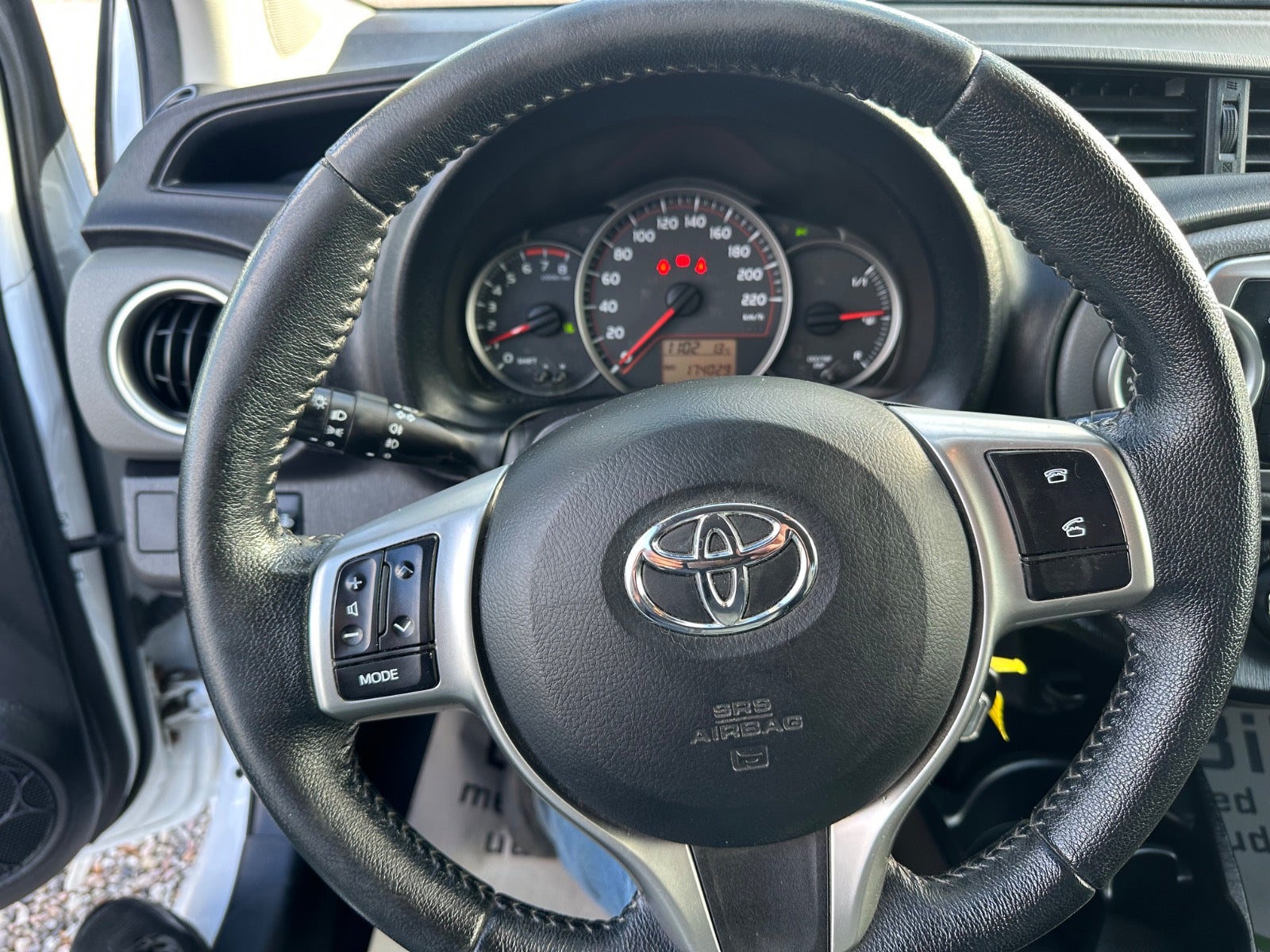 Toyota Yaris 2014