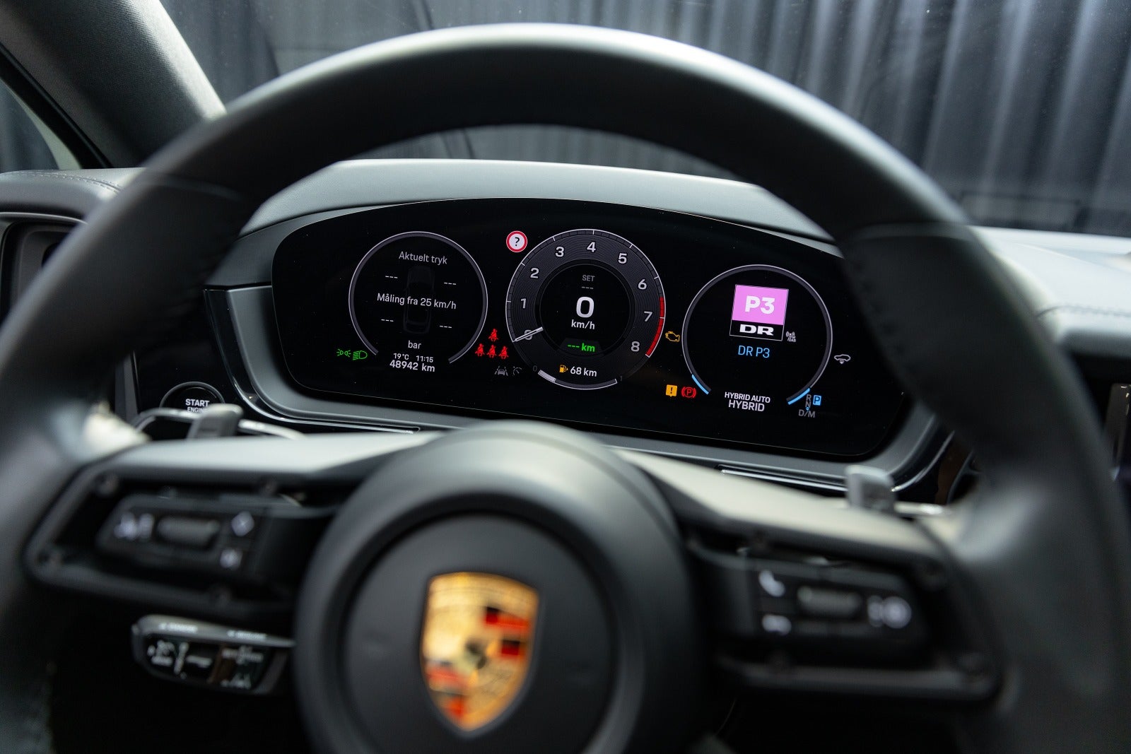 Gallery image 11 of 18