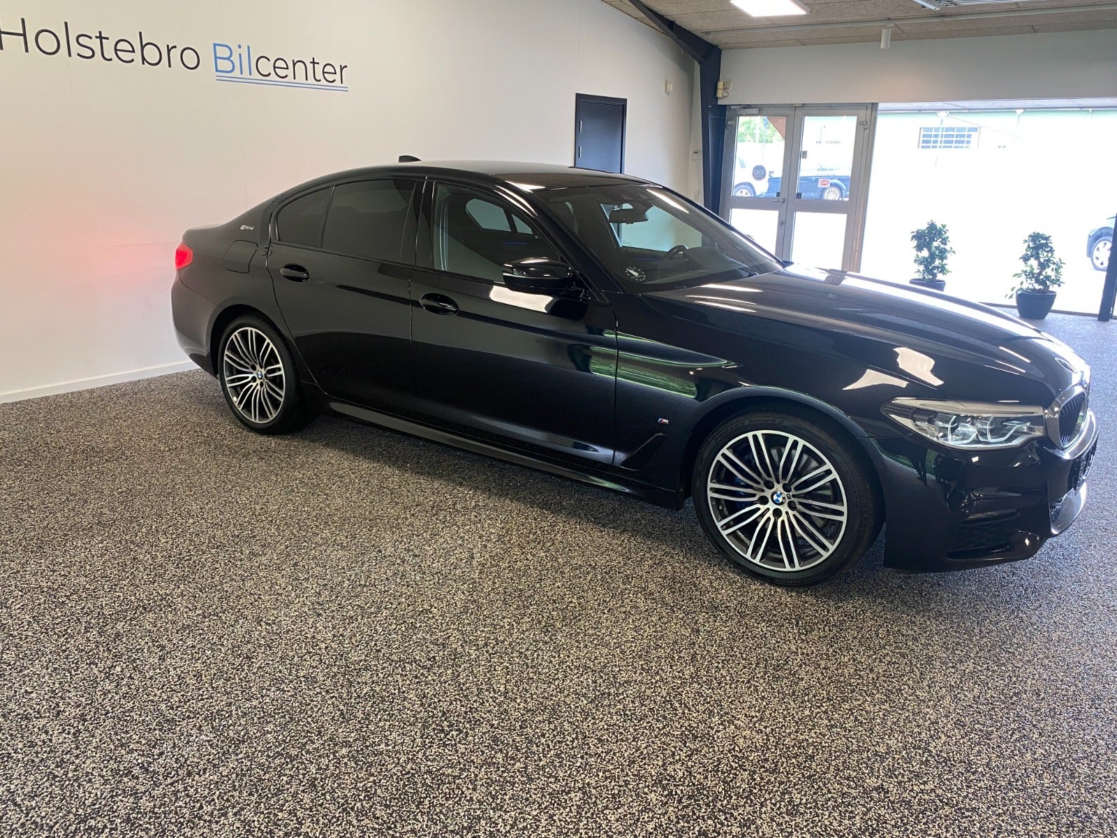 BMW 530e 2019