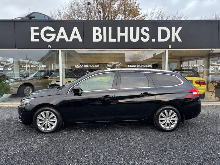 Peugeot 308 BlueHDi 120 Allure Sky SW