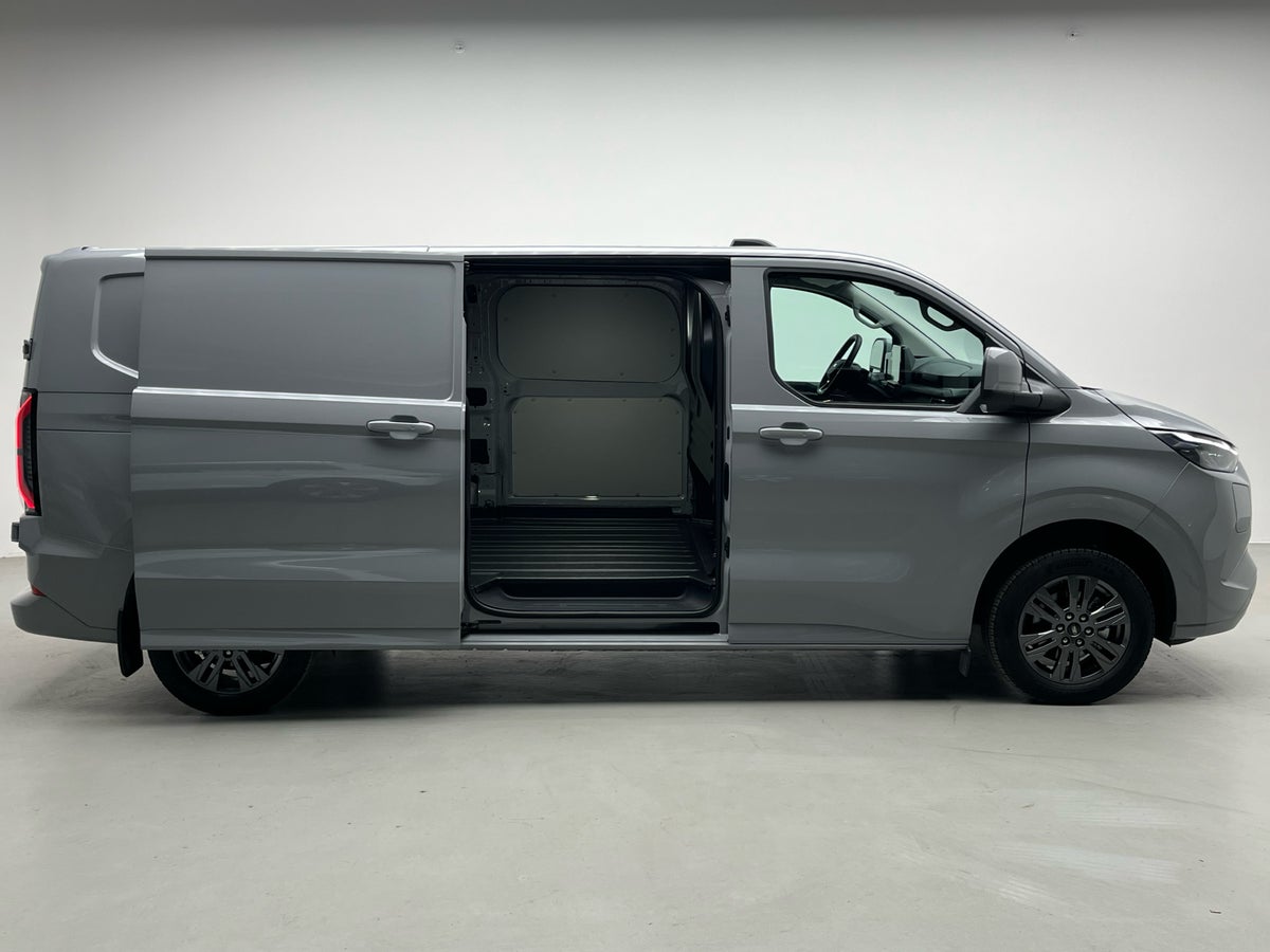 Ford E-Transit Custom 340L Limited billede 14