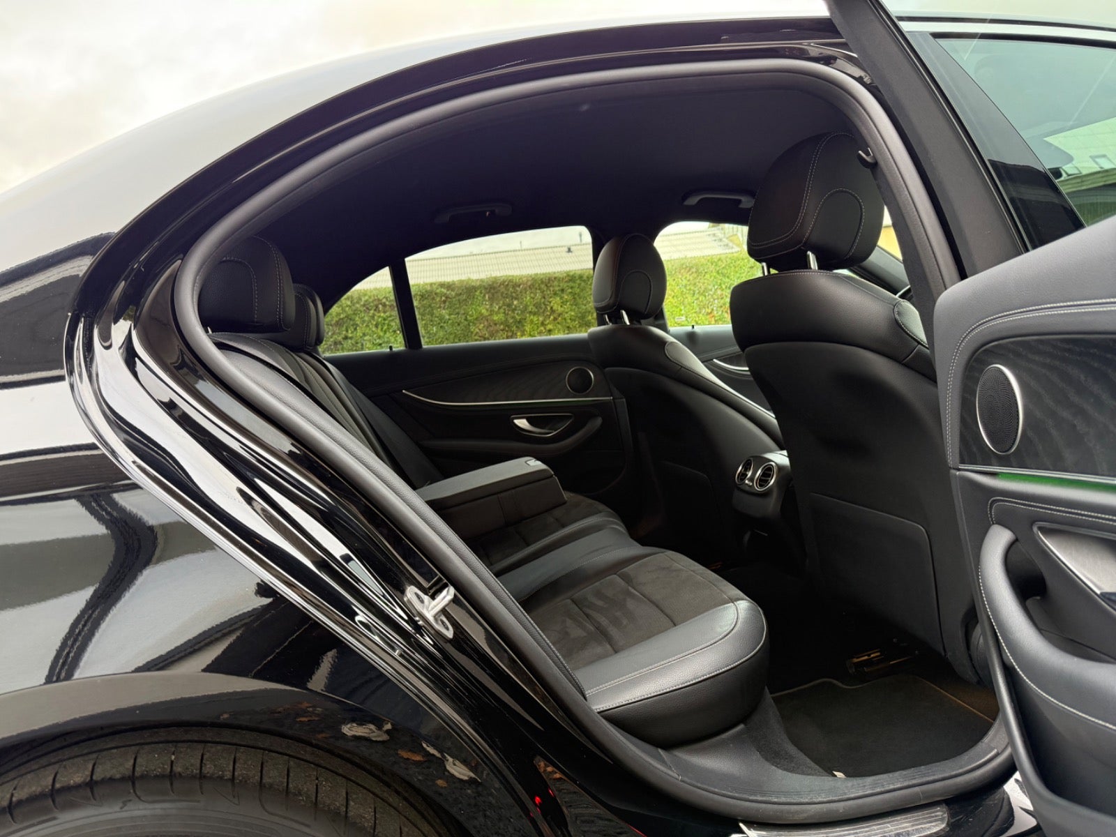 Mercedes E300 e AMG Line aut.