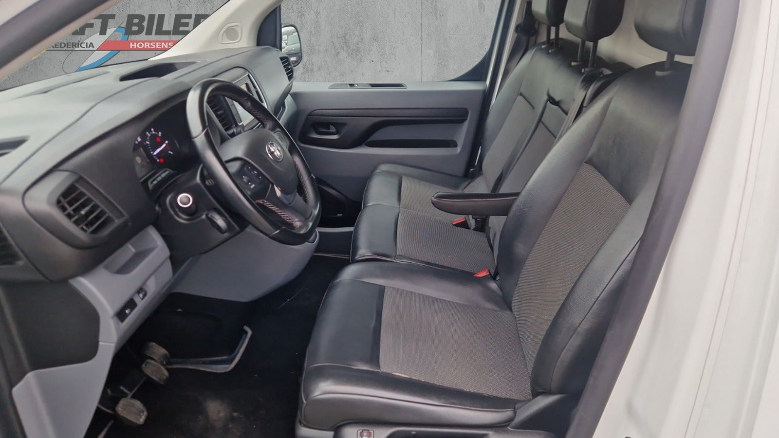 Billede af Toyota ProAce 2,0 D 122 Long Comfort Master