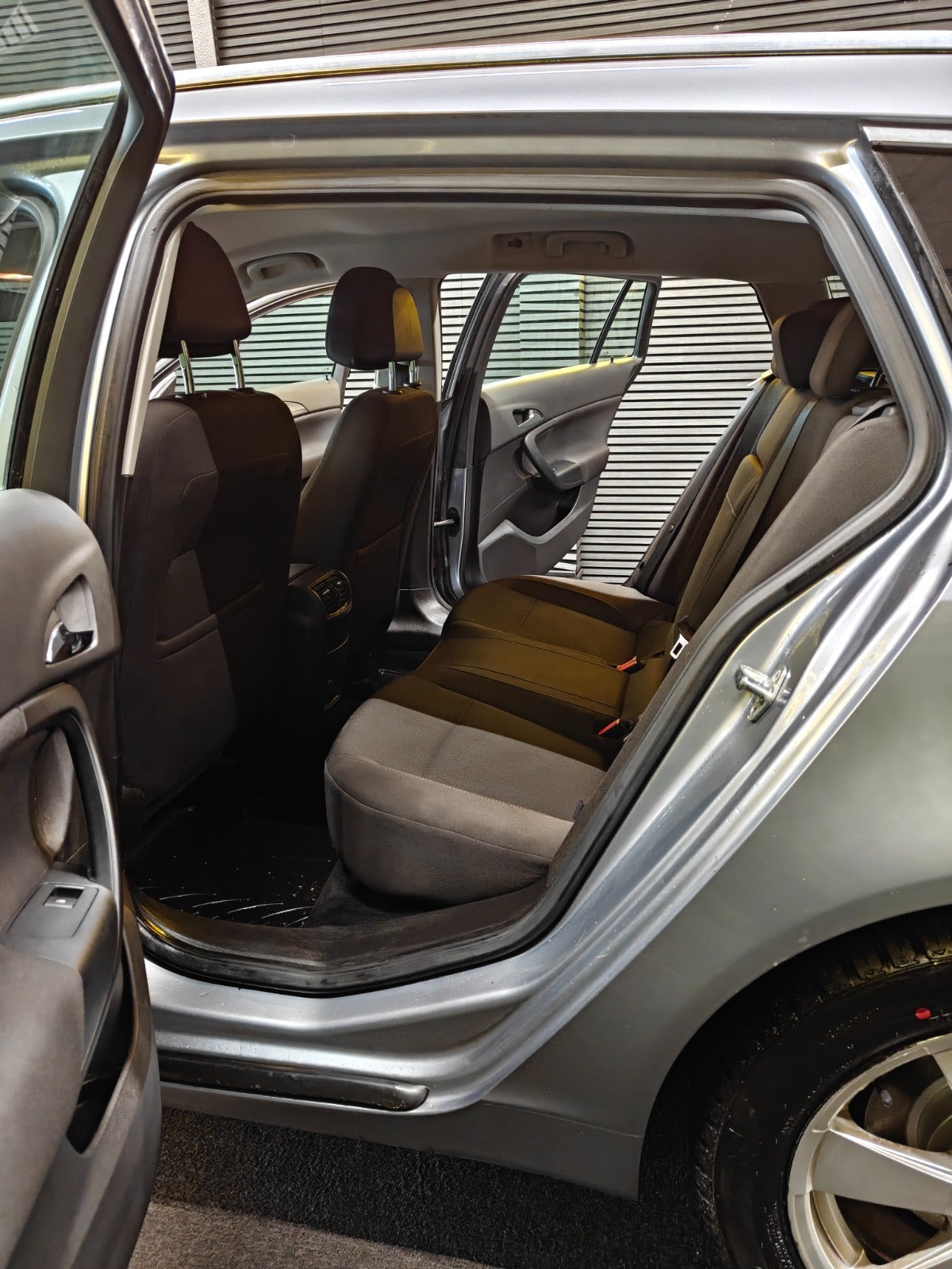 Billede af Opel Insignia 1,8 Cosmo Sports Tourer