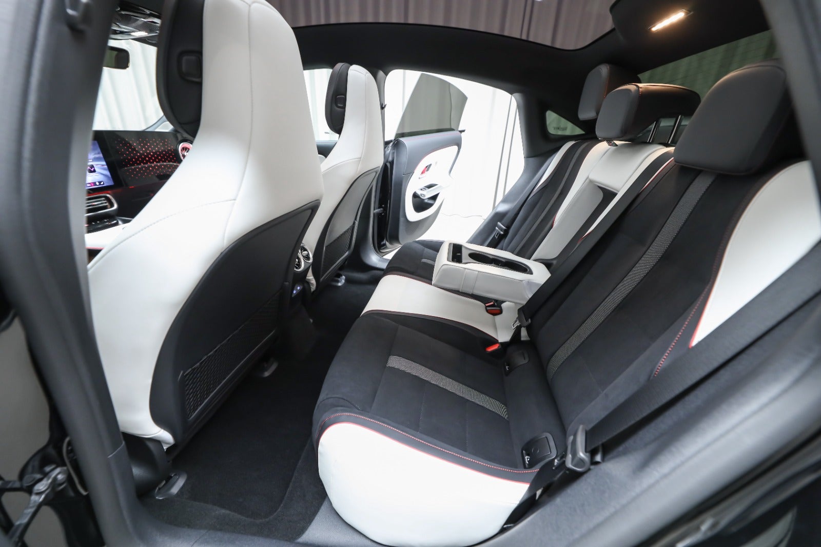 Mercedes-Benz CLA 250+ (5/8)