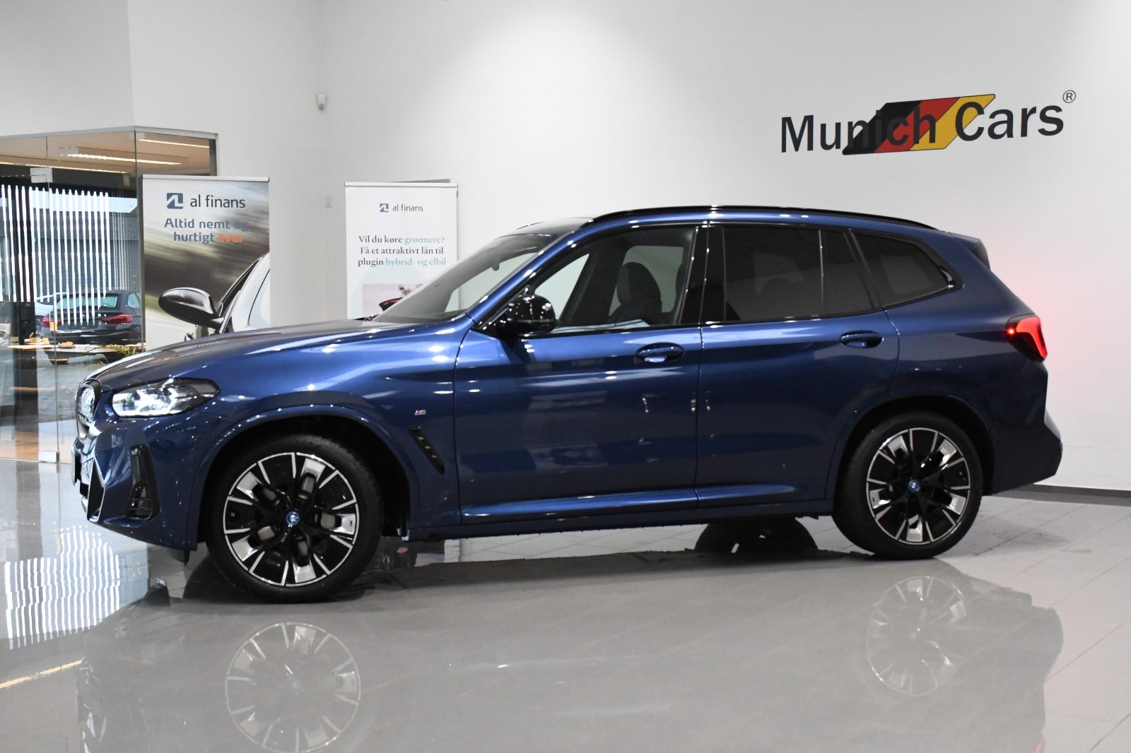 BMW iX3 2024