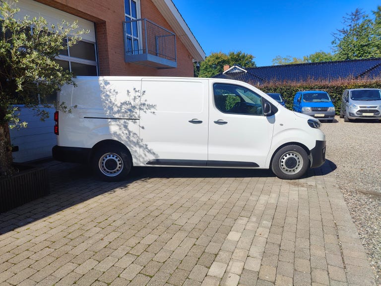 Toyota ProAce D 180 Long Comfort aut.