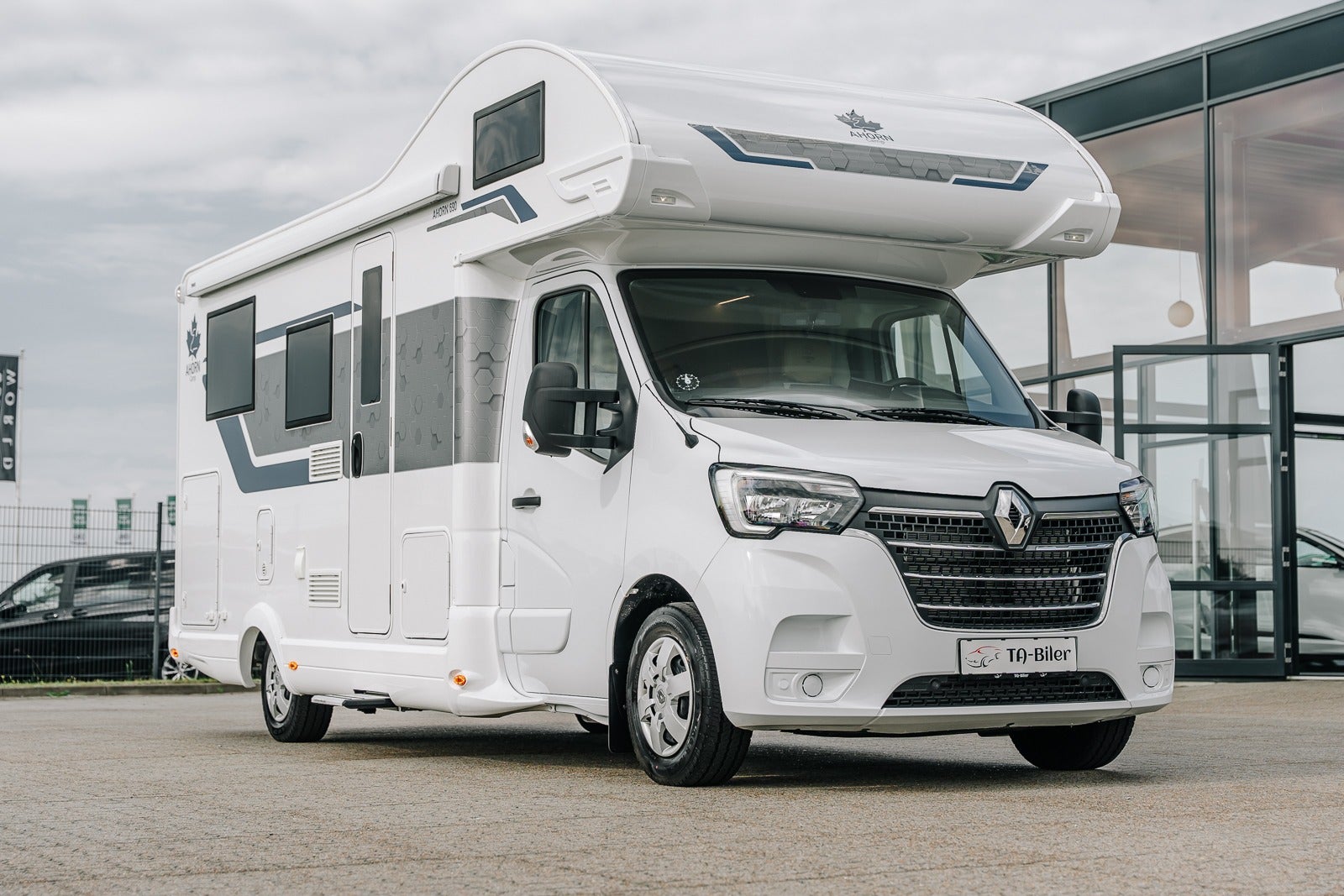 Ahorn camp camp a690 dci 145