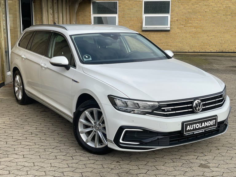 VW Passat GTE Variant DSG
