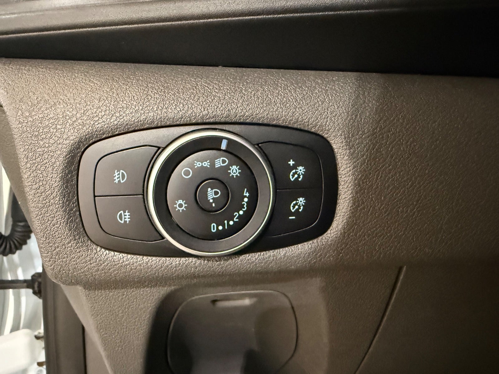 Ford Transit Custom 300L TDCi 130 Trend