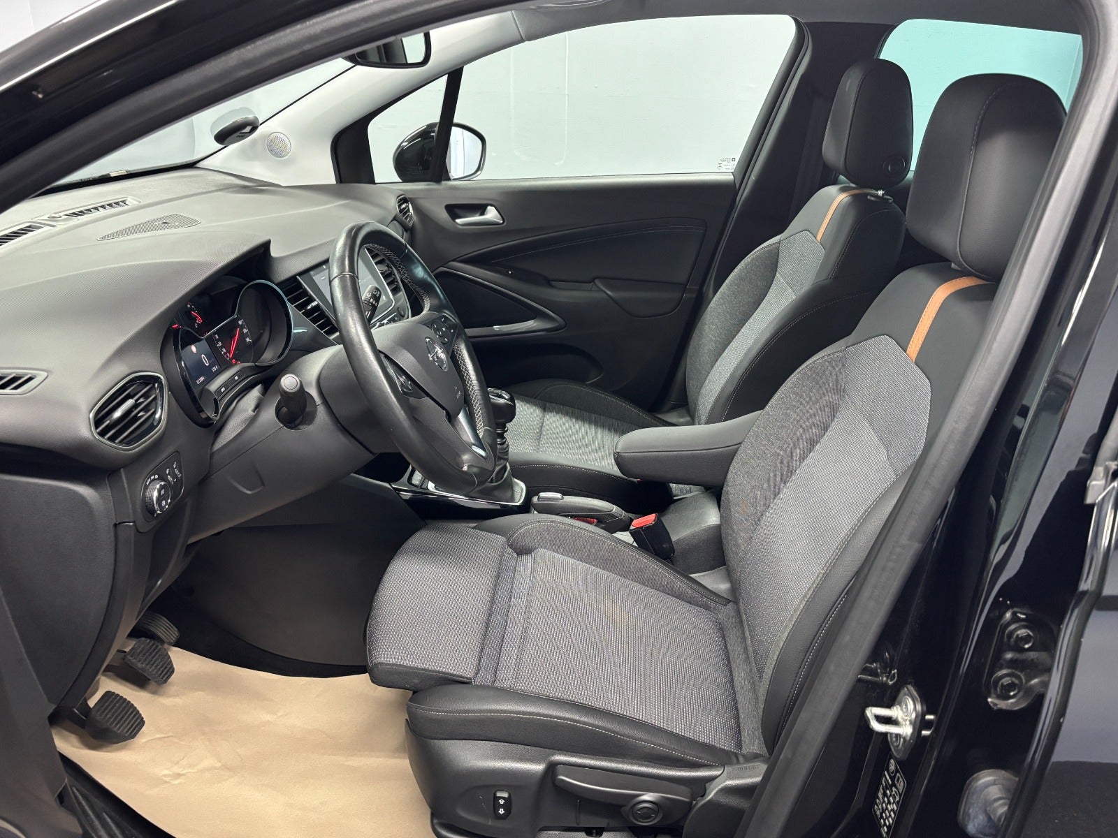 Billede af Opel Crossland 1,2 T 110 Sport