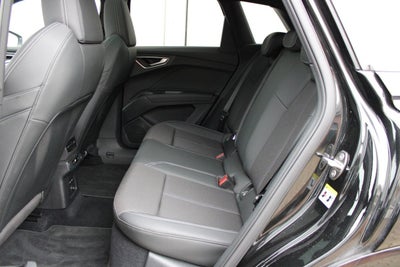 Audi Q4 e-tron S-line