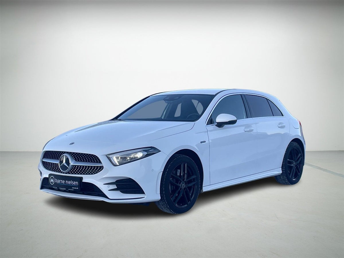Mercedes A250 e AMG Line aut. billede 1