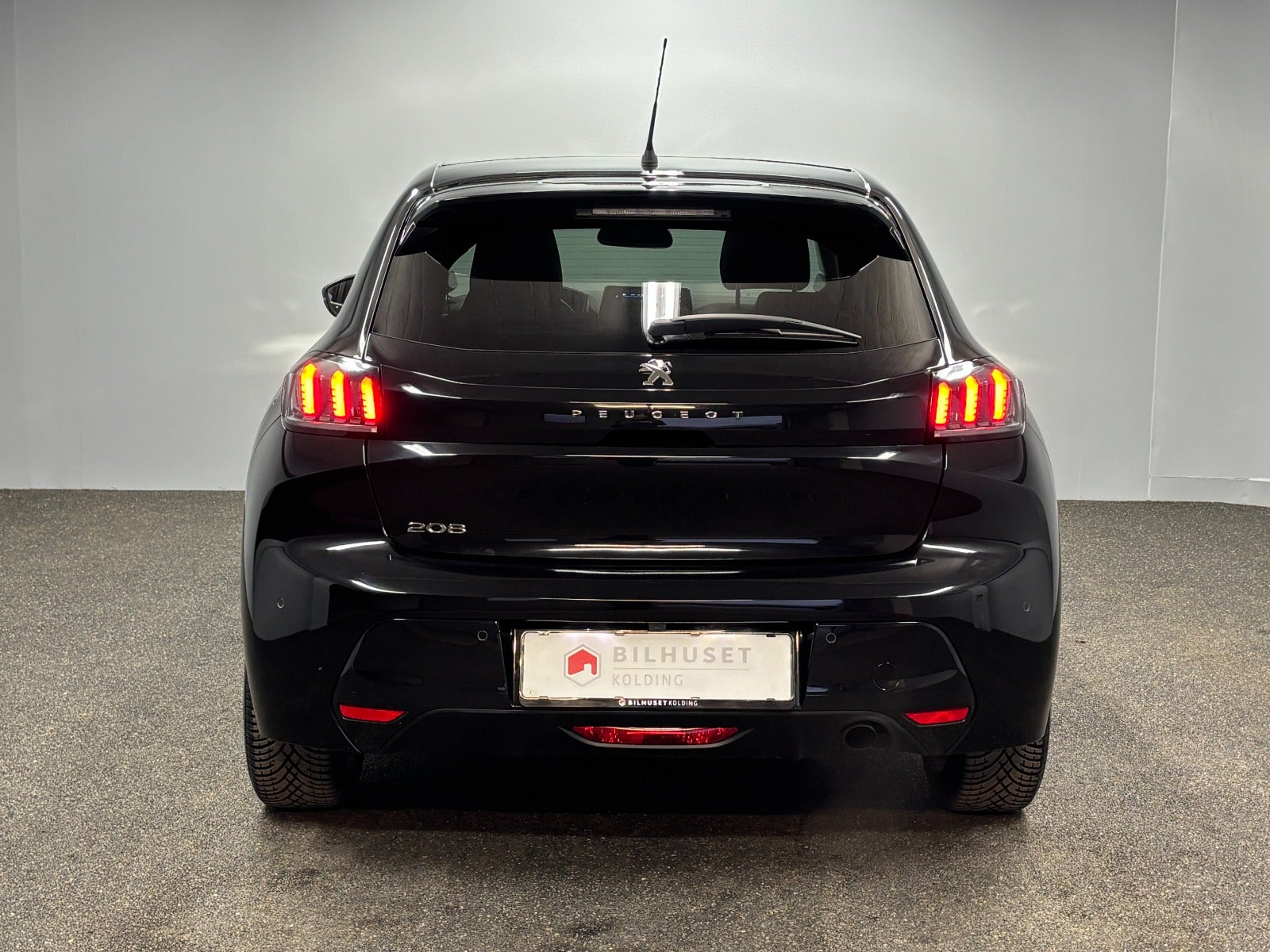 Billede af Peugeot 208 1,5 BlueHDi 100 Allure Sky