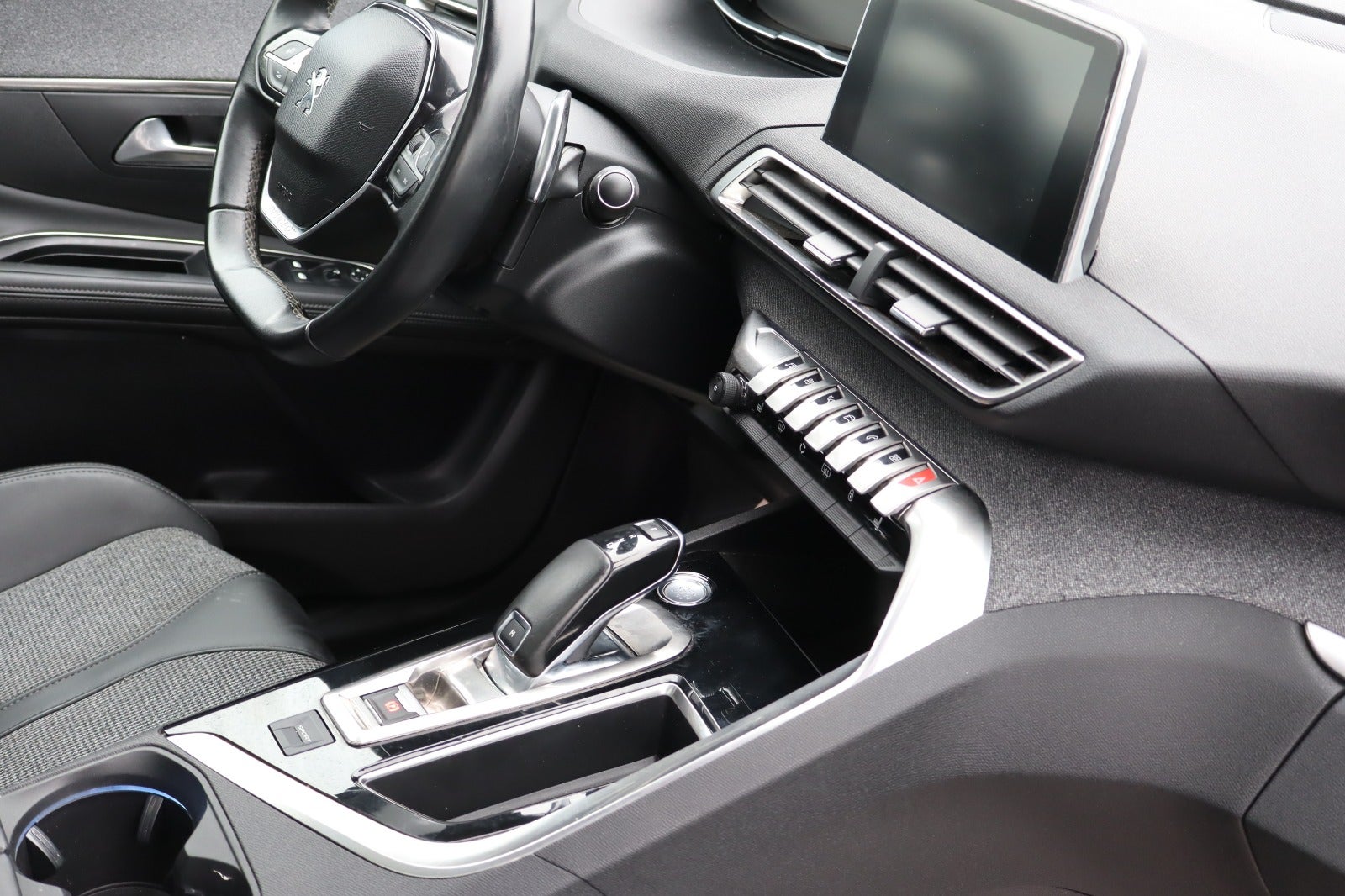 Billede af Peugeot 5008 1,2 PureTech 130 Allure EAT8 7prs