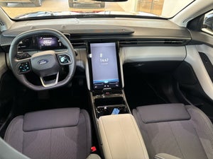 Ford Explorer Select Extended Range