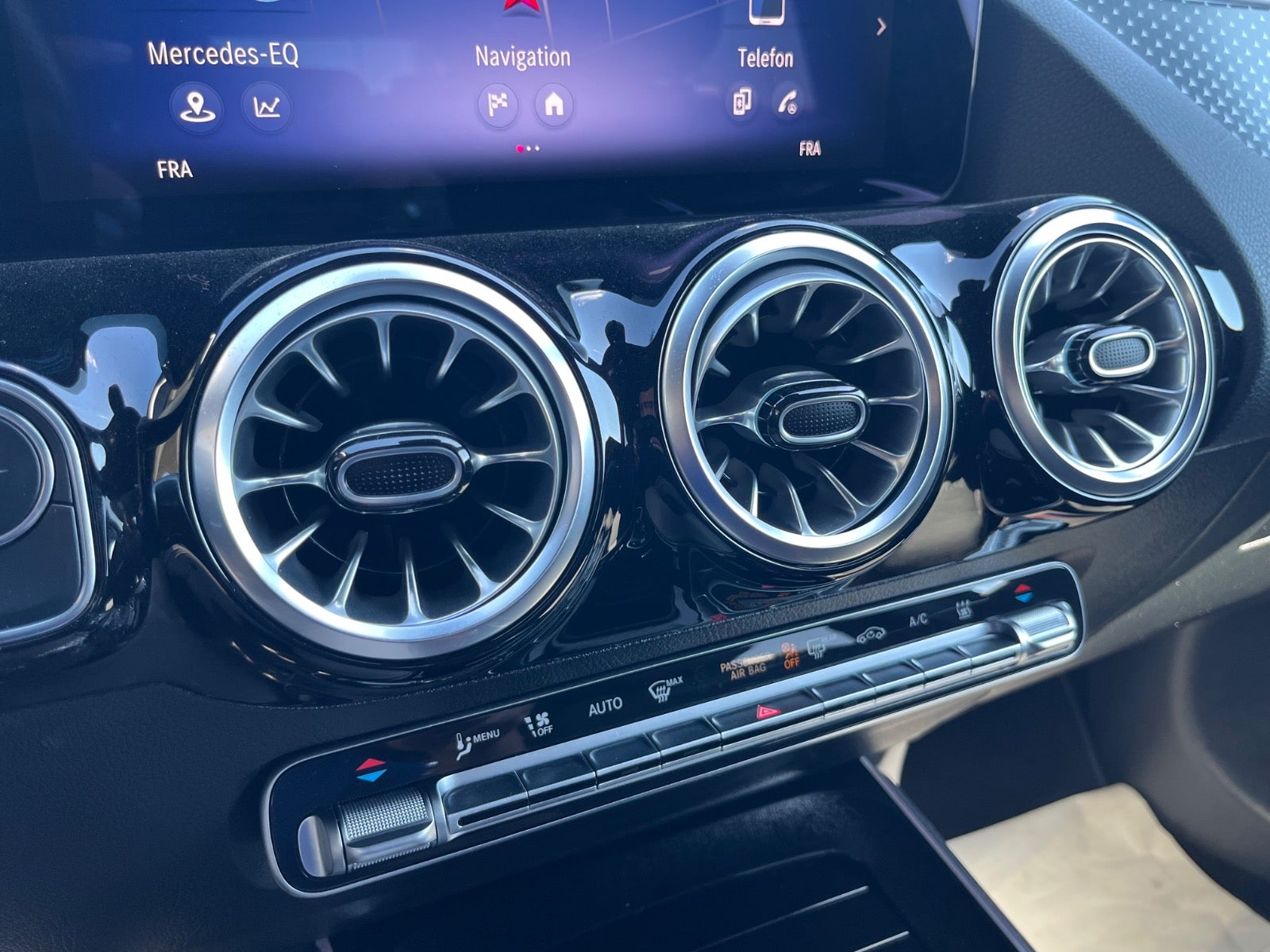 Billede af Mercedes EQA350  AMG Line 4Matic