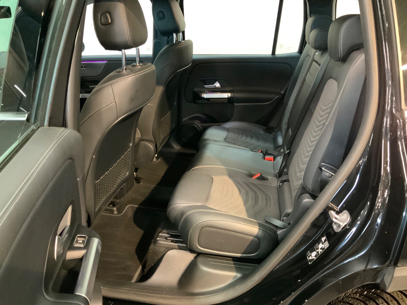 Mercedes-Benz EQB 250 (8/8)