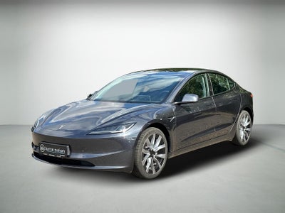 Tesla Model 3 RWD