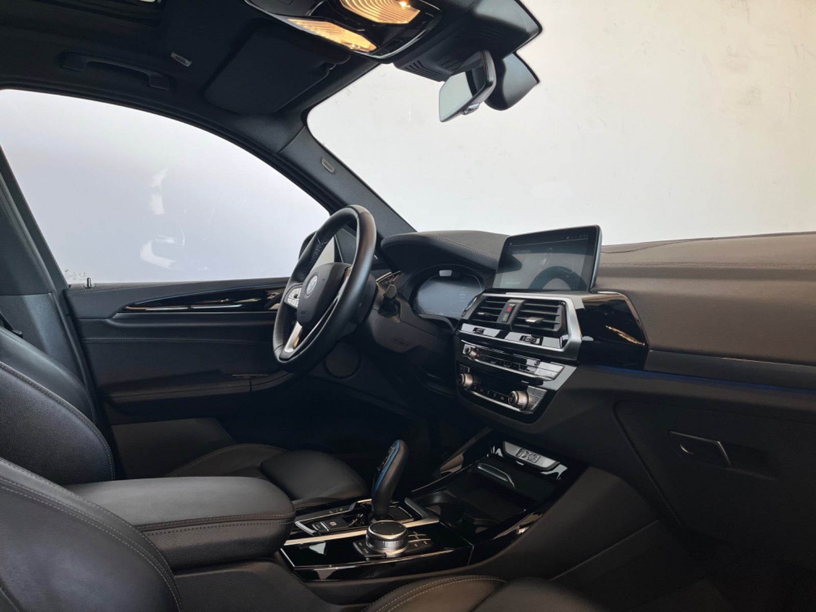 BMW iX3 Charged Impressive