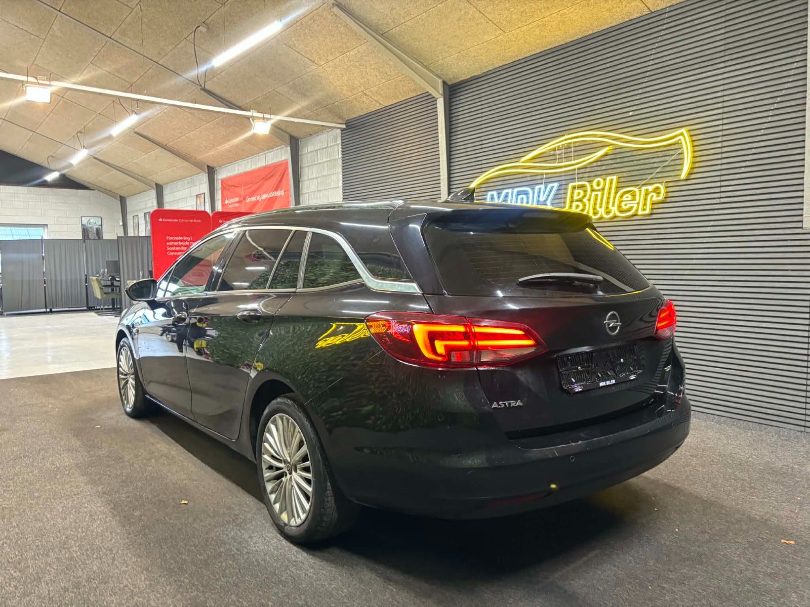 Billede af Opel Astra 1,6 CDTi 136 Business Sports Tourer