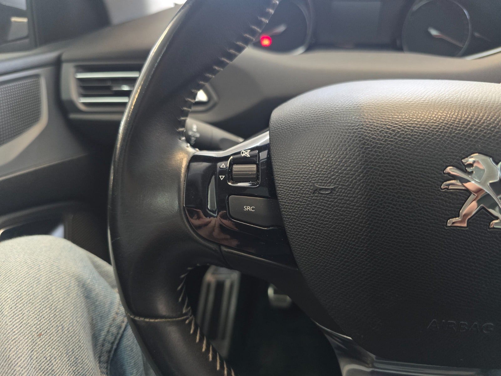 Billede af Peugeot 308 1,5 BlueHDi 130 Prestige SW