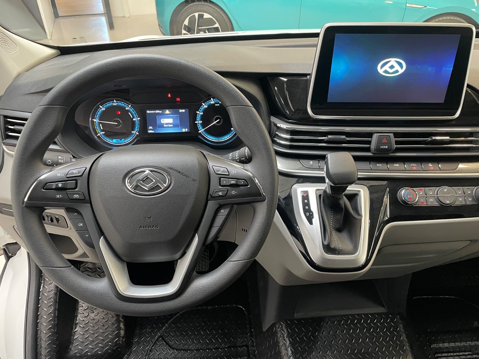 Billede af Maxus e-Deliver 9 88 L3H3 Kassevogn