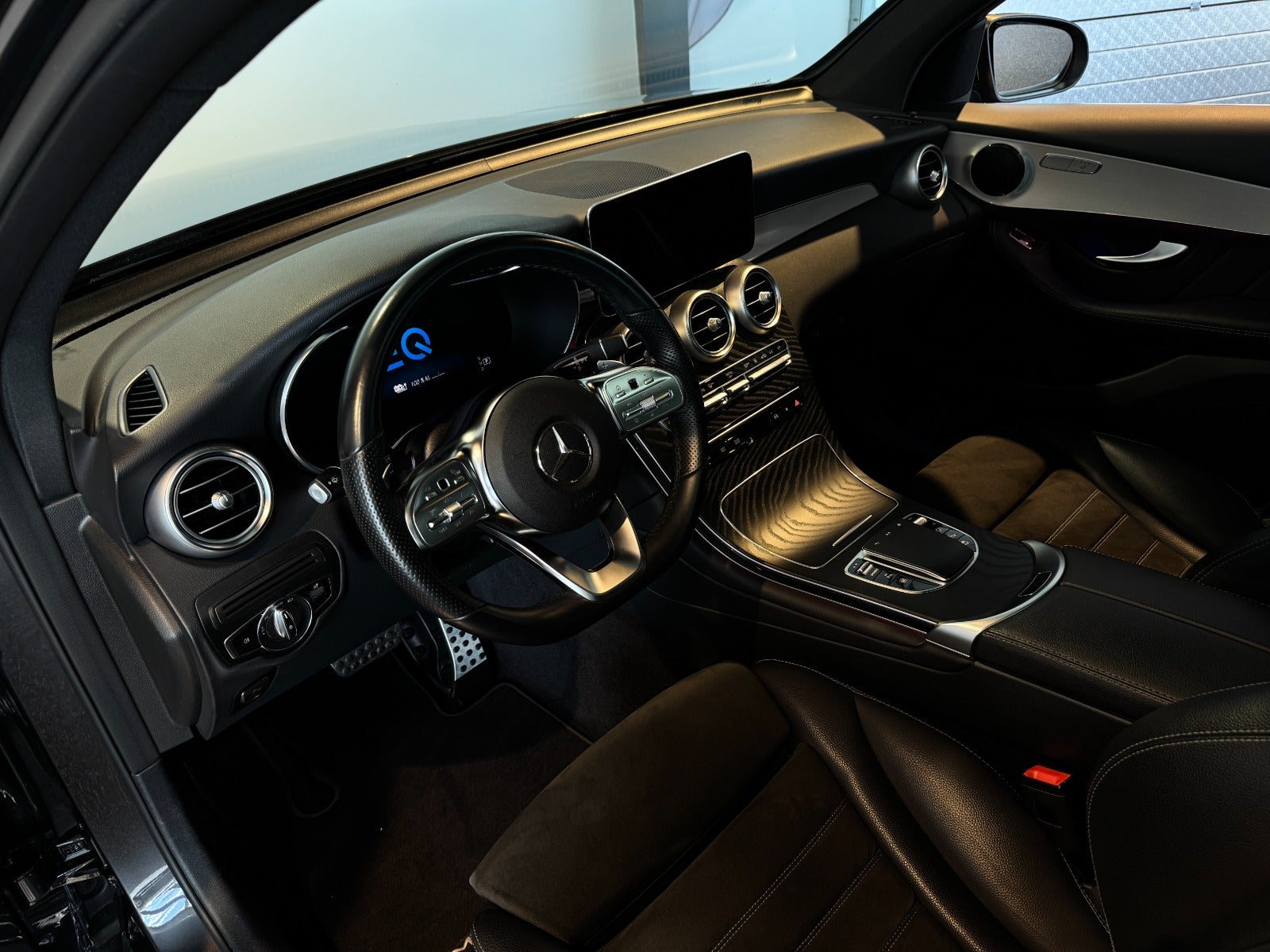 Mercedes GLC300 de 2,0 aut. 4Matic 5d - 7