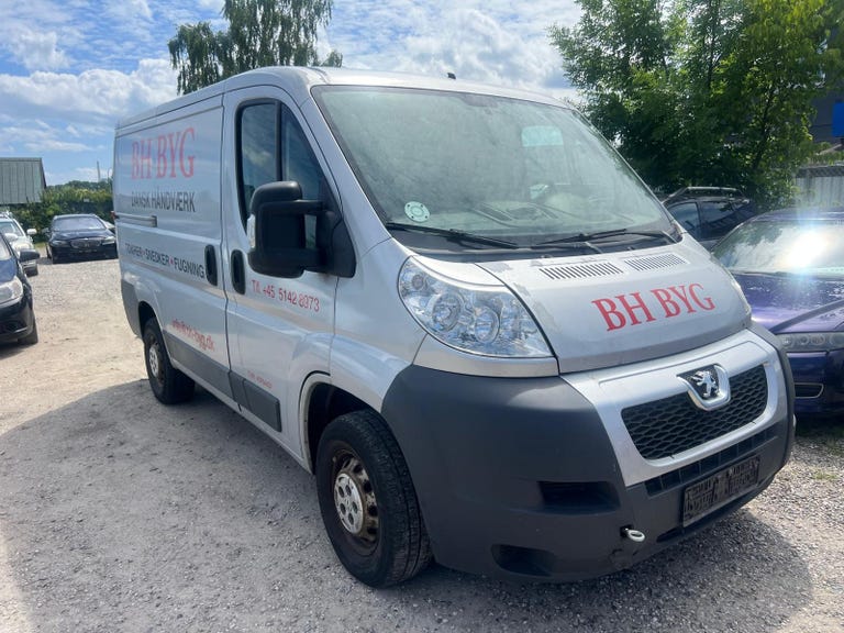 Peugeot Boxer 330 HDi 100 Kassevogn L1H1