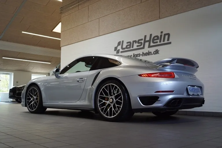 Porsche 911 Turbo S Coupé PDK