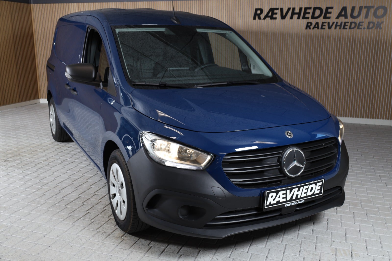 Mercedes eCitan A3 Basis Van – 2