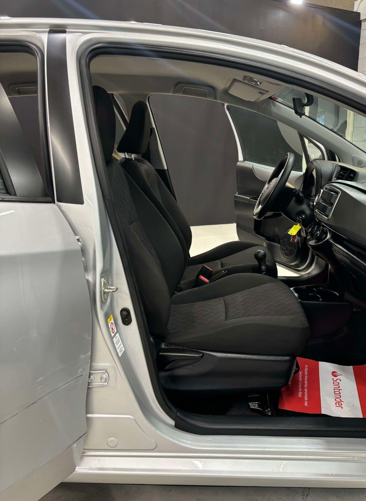 Billede af Toyota Yaris 1,0 VVT-i T2 Touch