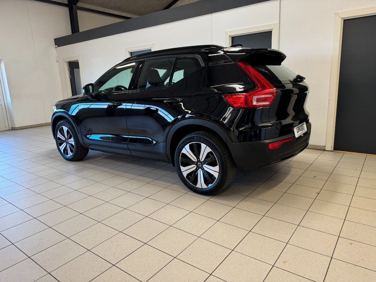 Volvo XC40 P6 ReCharge Core