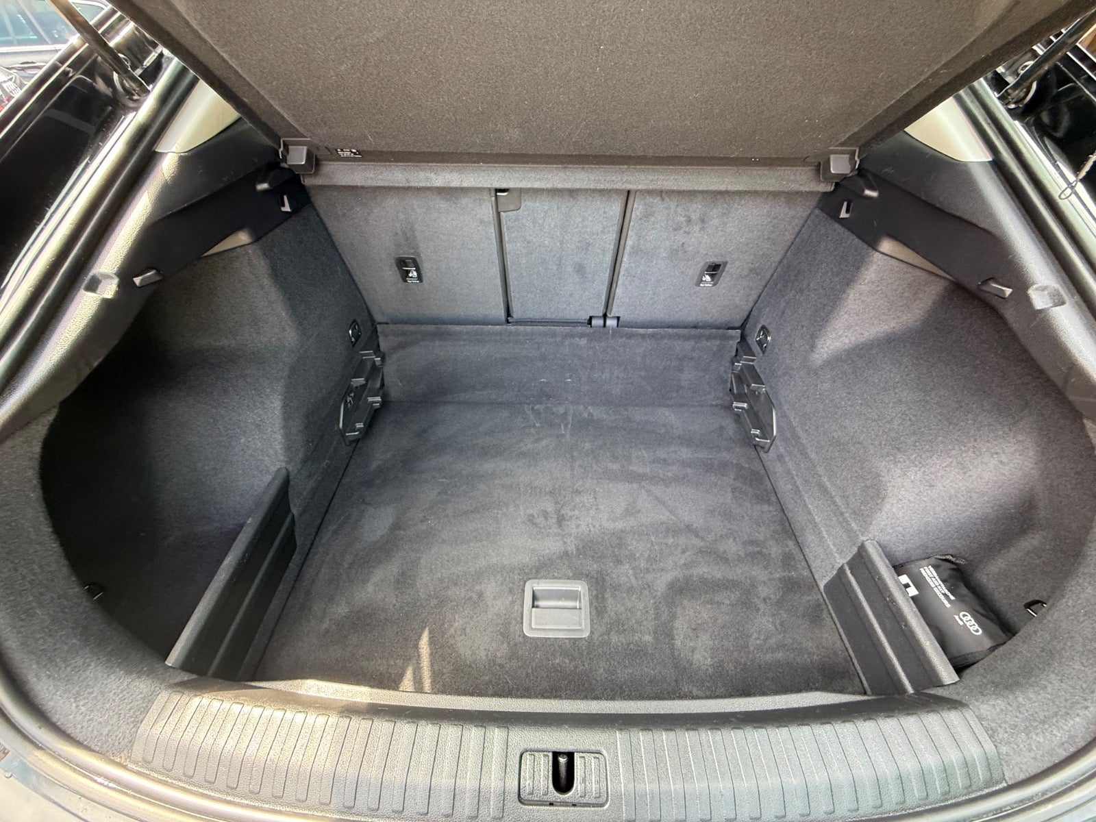 Billede af Audi Q3 35 TDi Prestige Sportback S-tr.