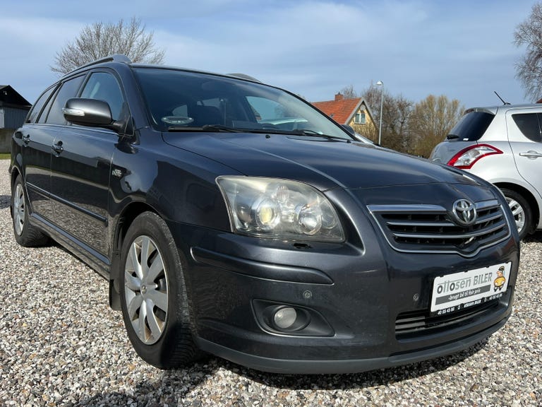 Toyota Avensis D-CAT 177 Executive Sport stc.