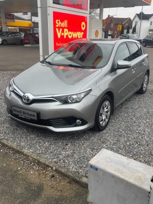 Toyota Auris 1,2 T T2 5d
