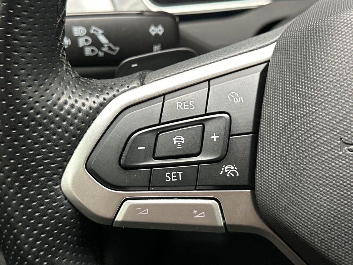 VW Passat GTE High Variant DSG billede 15