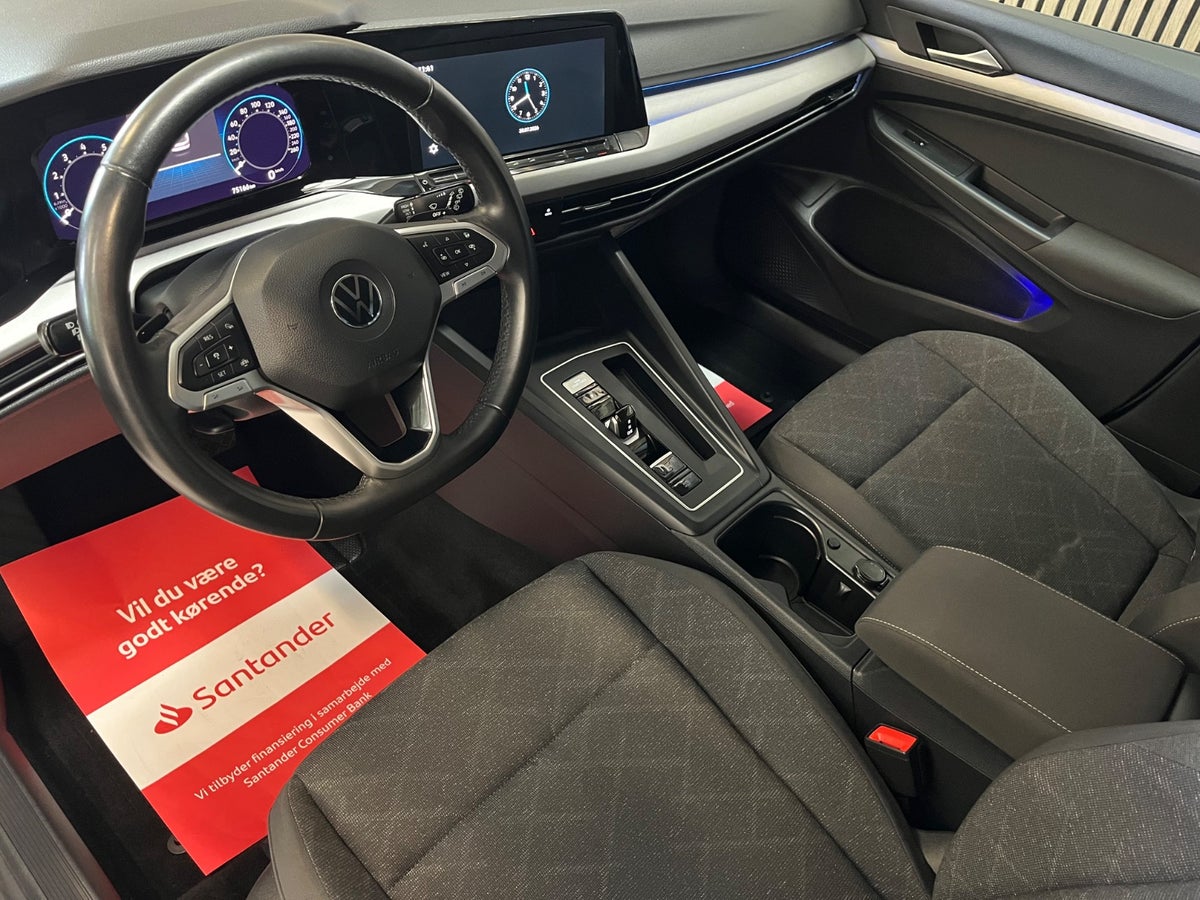 VW Golf VIII eTSi 130 Life Variant DSG