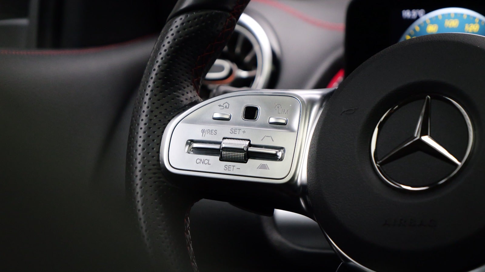 Mercedes EQB250+ AMG Line 7prs