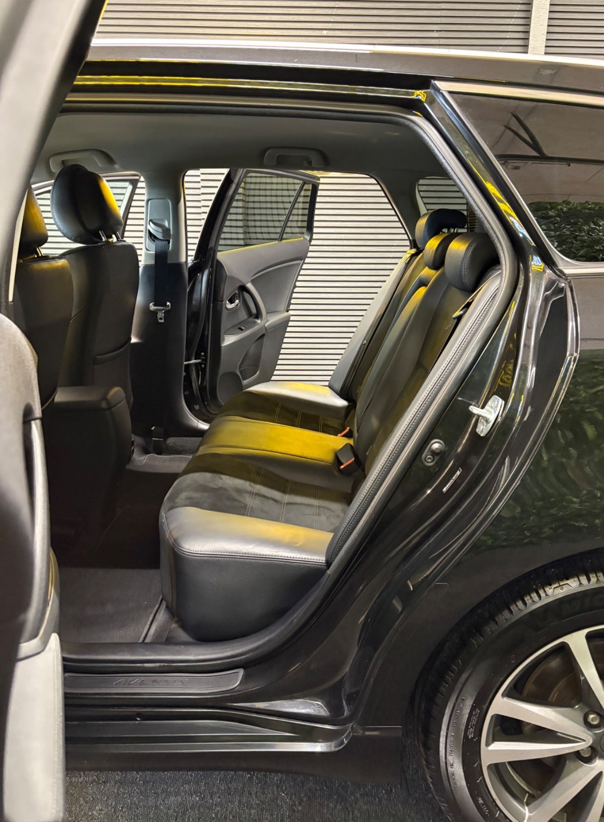 Billede af Toyota Avensis 2,2 D-CAT 150 T2 Premium stc. aut.