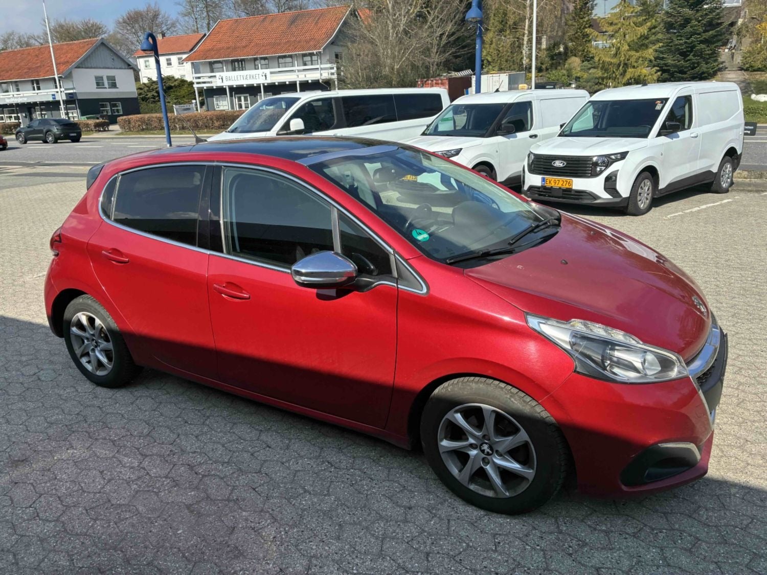 Peugeot 208 BlueHDi 100 Allure Sky - billede 8