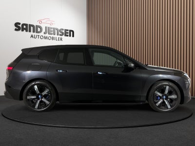 BMW iX xDrive40 Supercharged