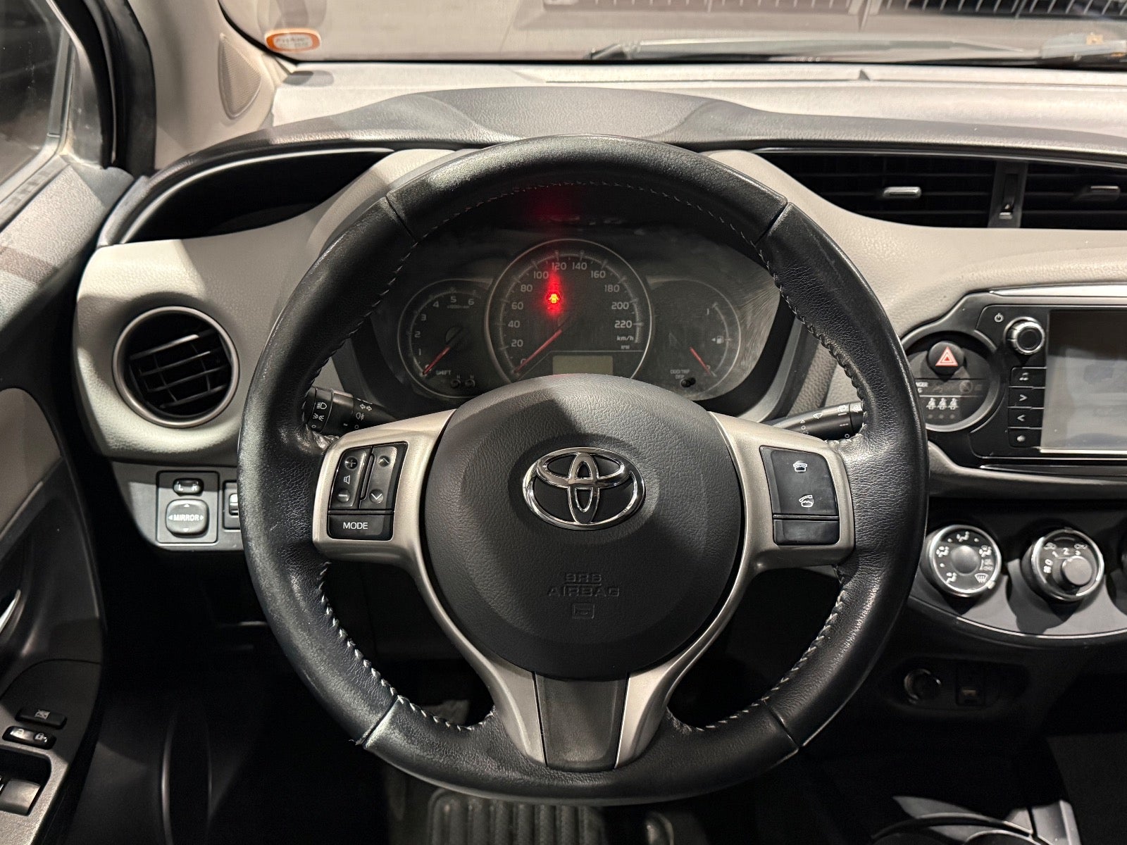 Billede af Toyota Yaris 1,4 D-4D T2 Van